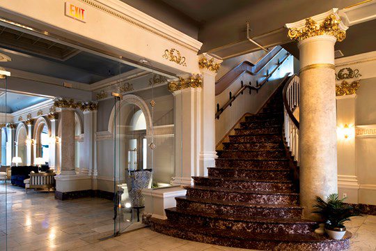 Divine Lorraine